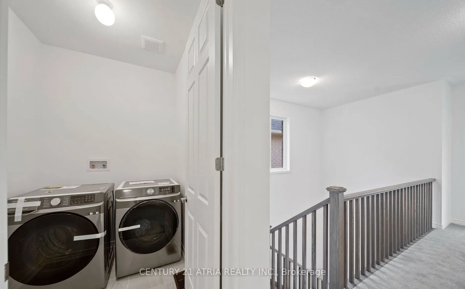 1408 Mockingbird Square