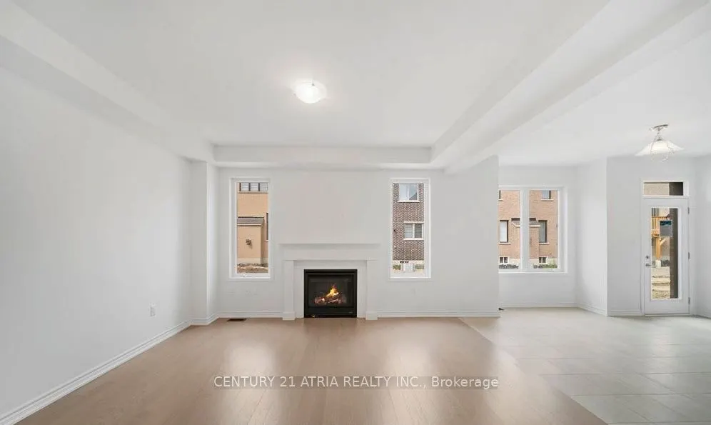 1408 Mockingbird Square