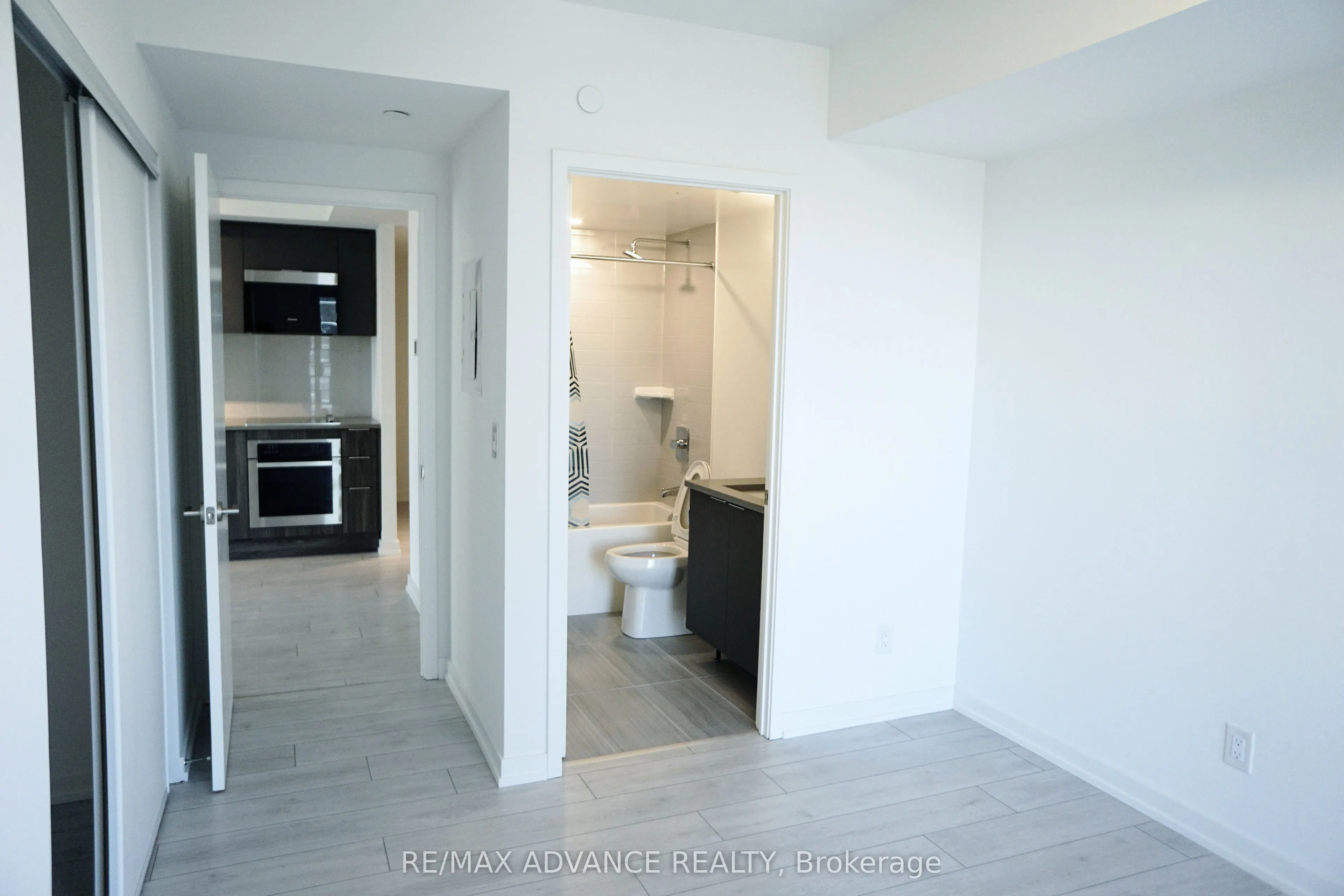 2031 Kennedy Road Road, #922