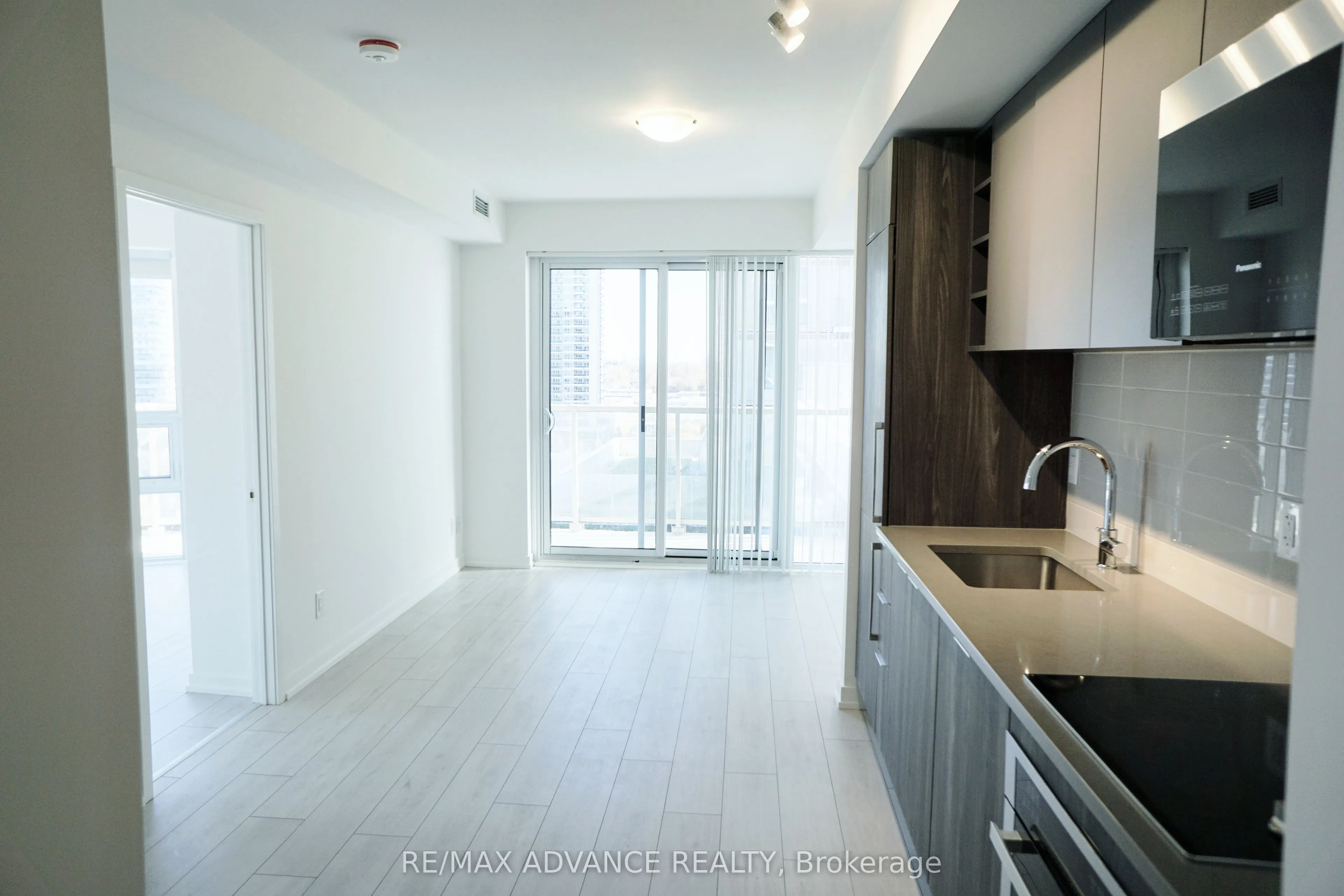 2031 Kennedy Road Road, #922