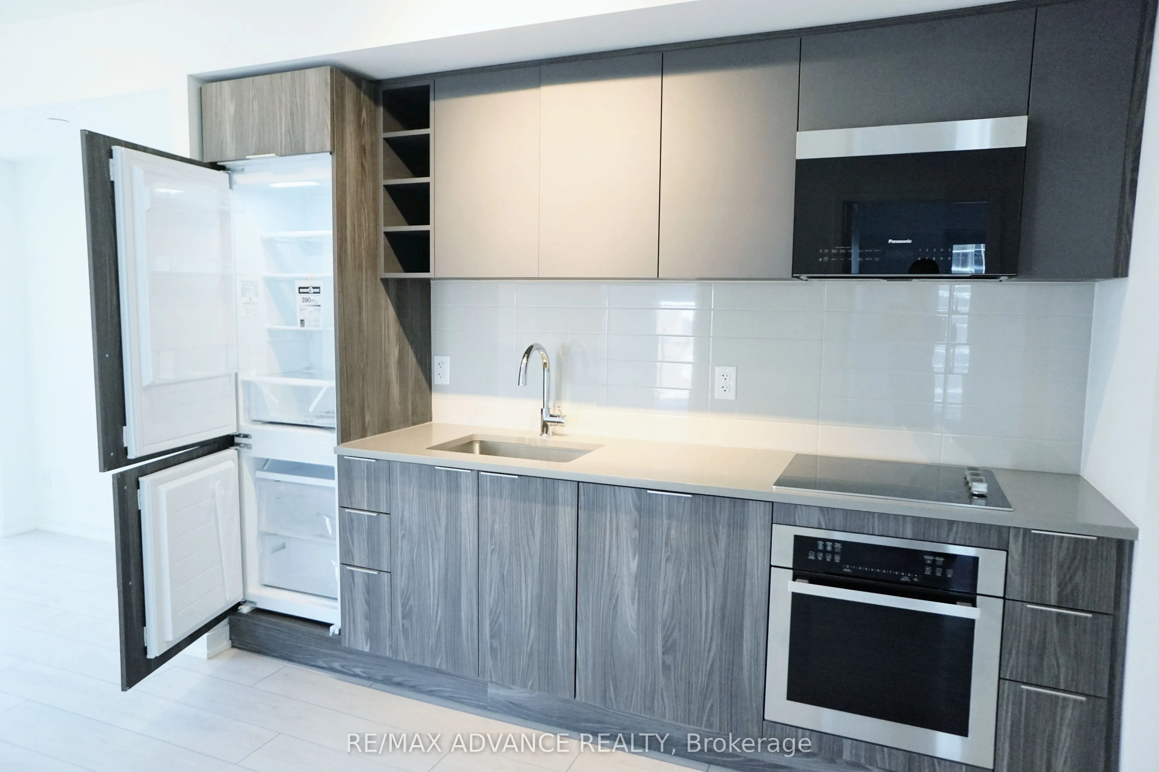 2031 Kennedy Road Road, #922