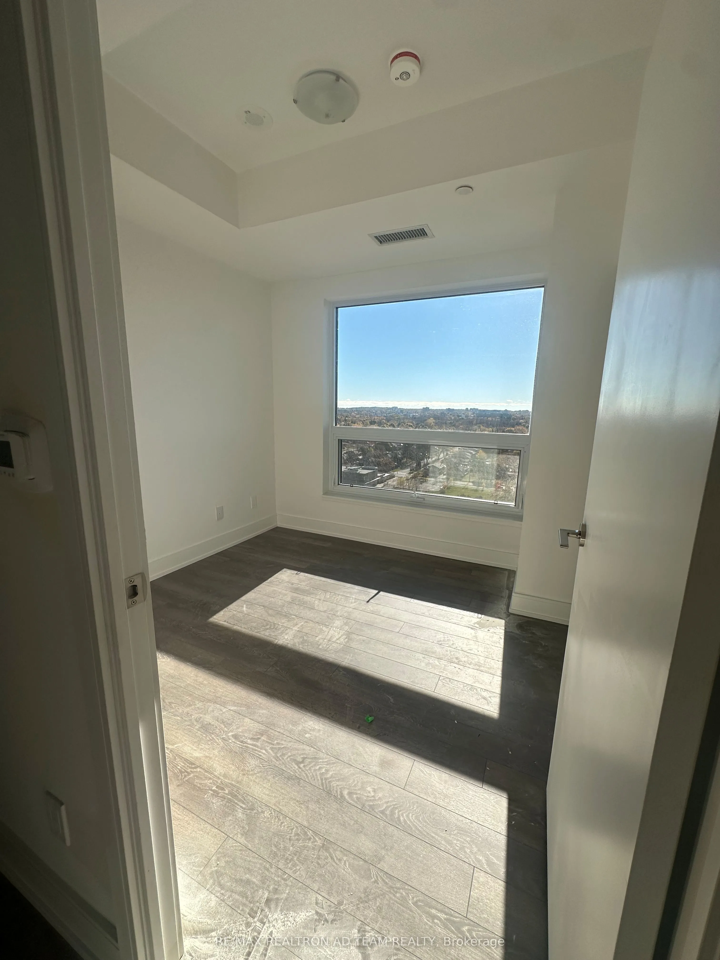 1350 Ellesmere Road, #1610