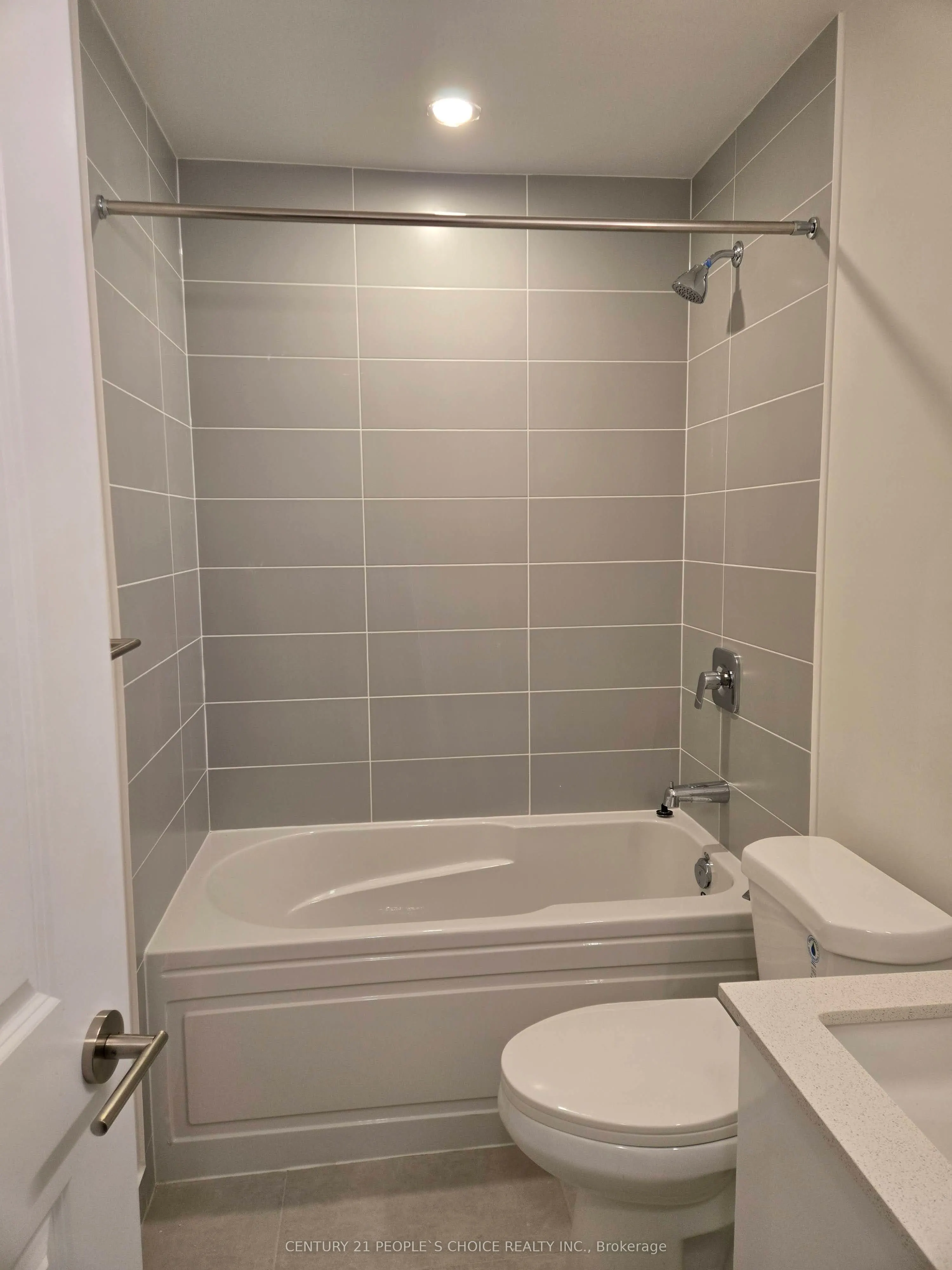 3270 Sheppard Avenue, #2025