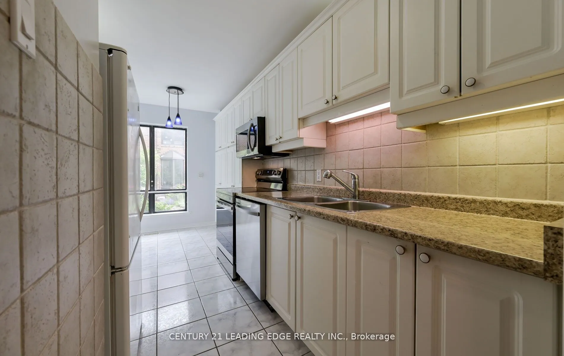 28 Livingston Road, #70