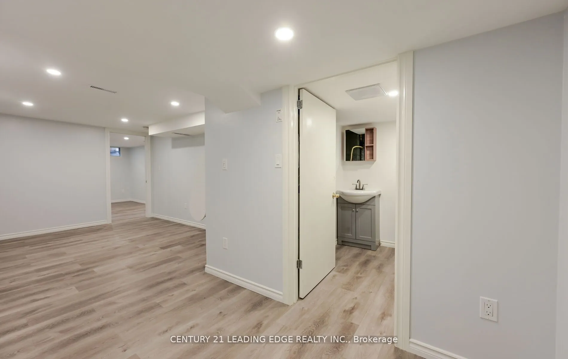 28 Livingston Road, #70