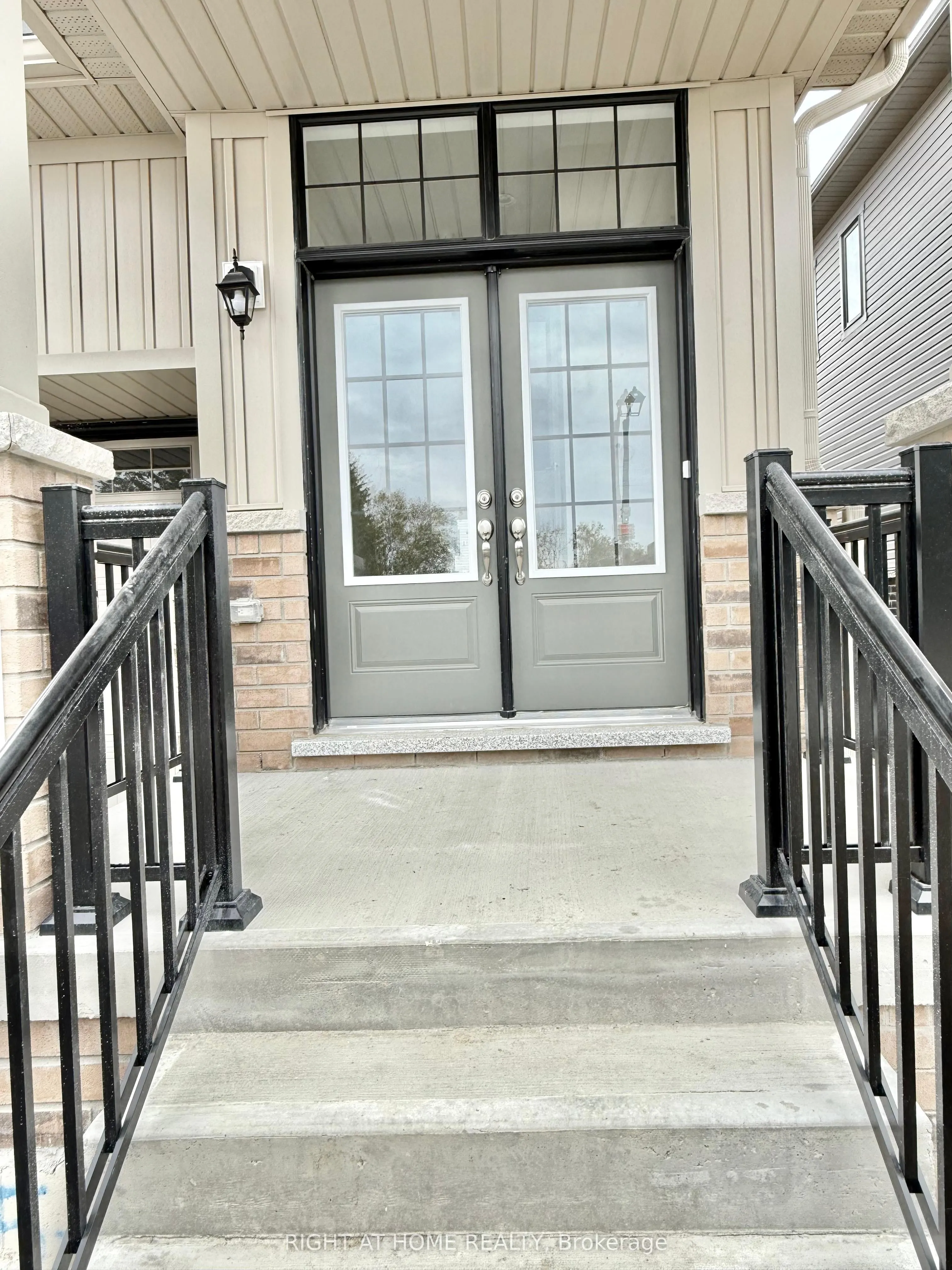 2067 Horace Duncan Crescent