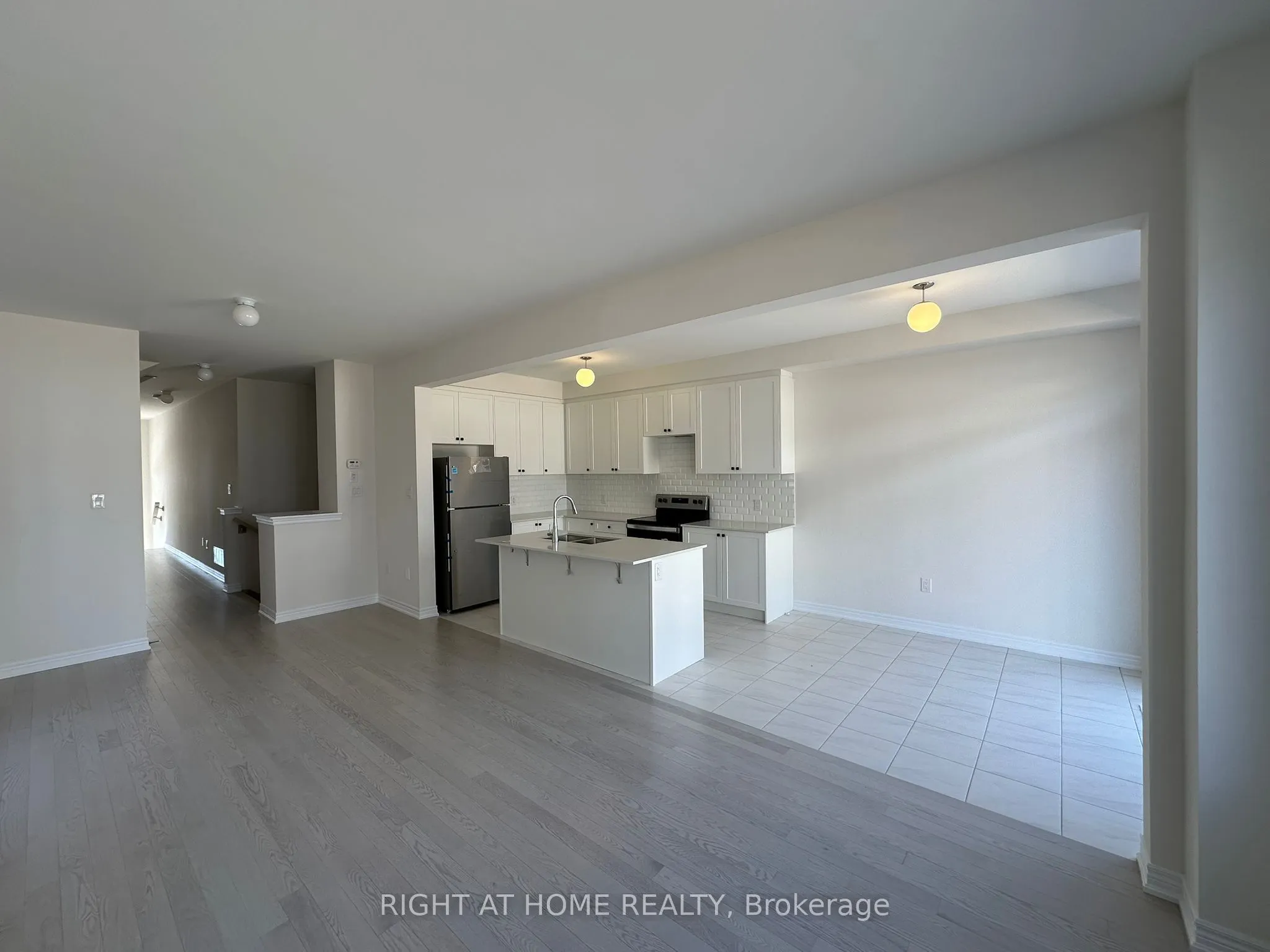 2067 Horace Duncan Crescent