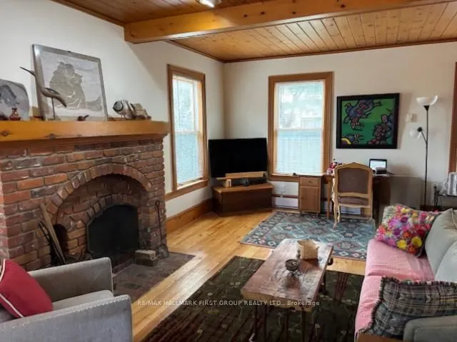 550 Queen Street, #2