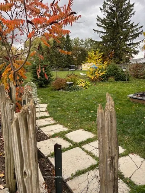 550 Queen Street, #2