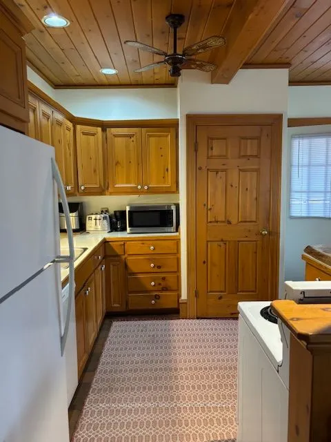 550 Queen Street, #2