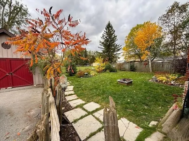 550 Queen Street, #2