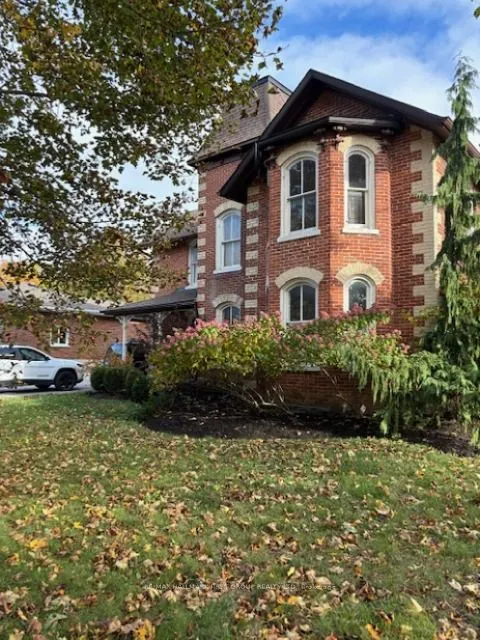 550 Queen Street, #2