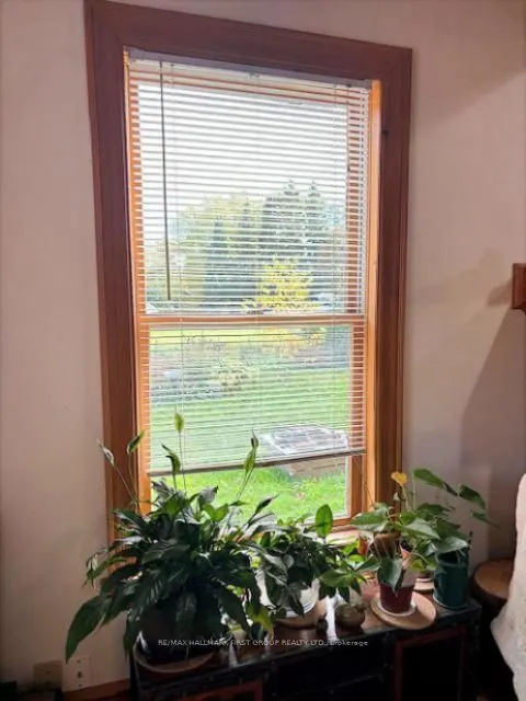 550 Queen Street, #2