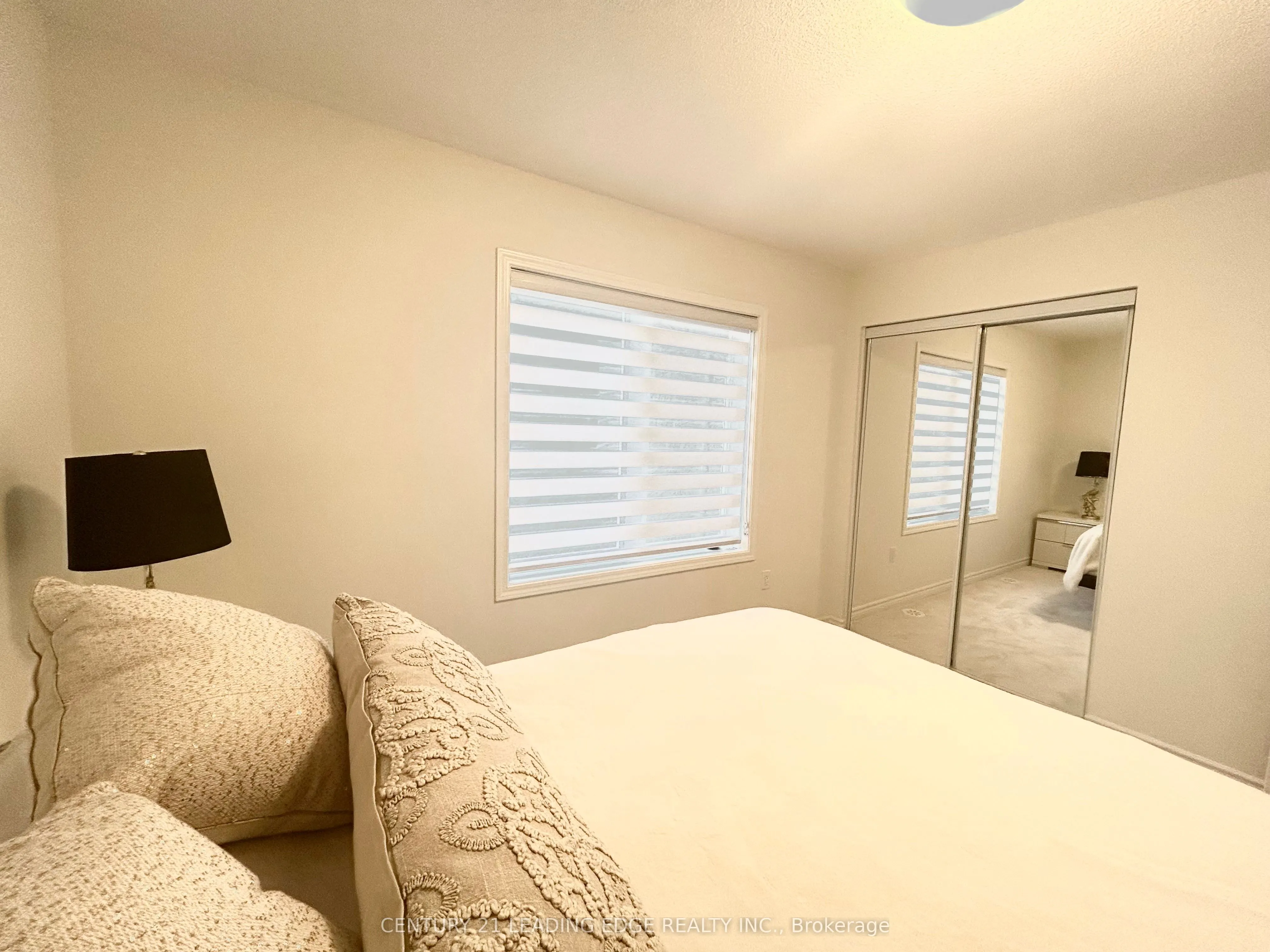 3378 Swordbill Street