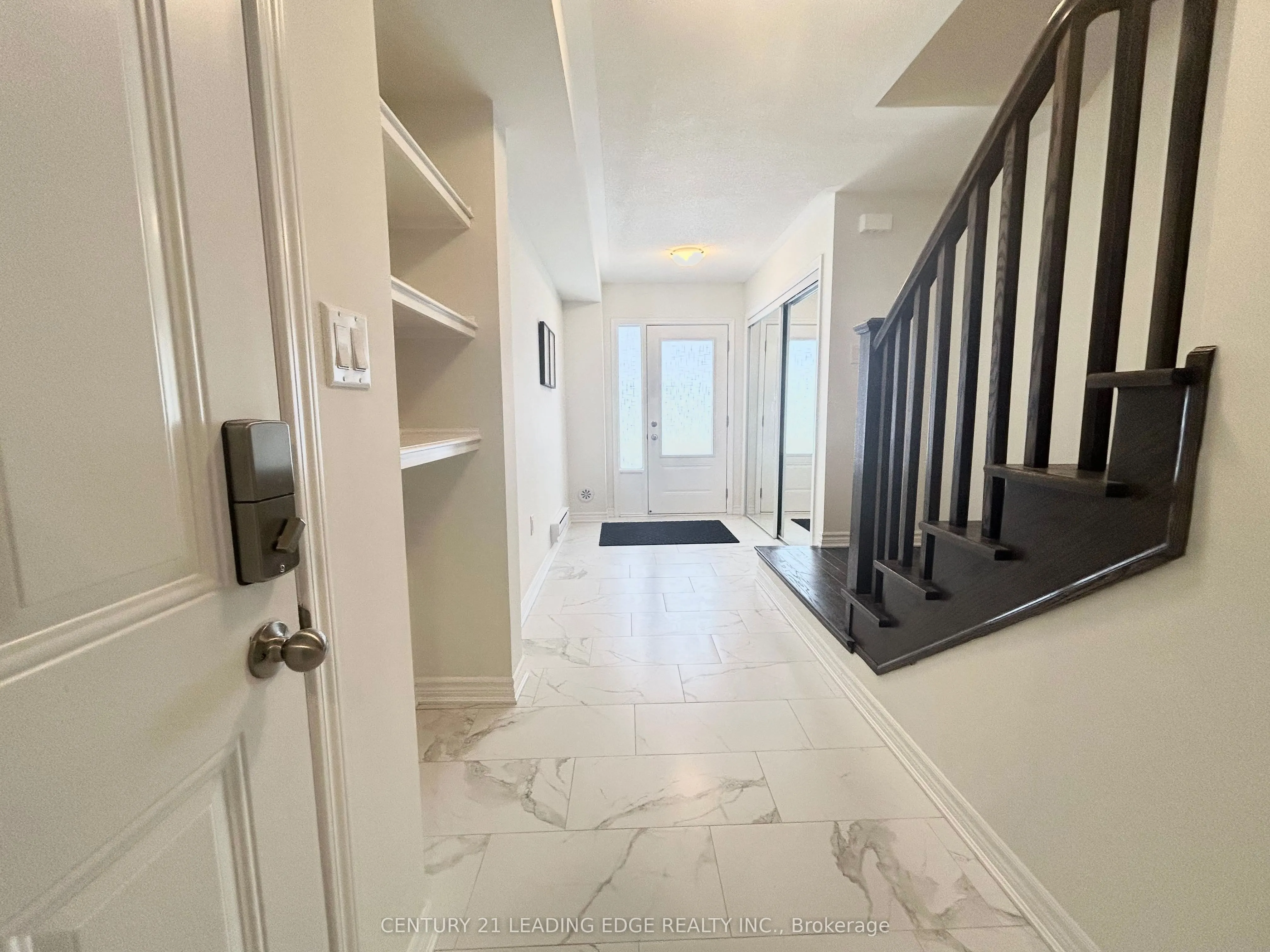 3378 Swordbill Street