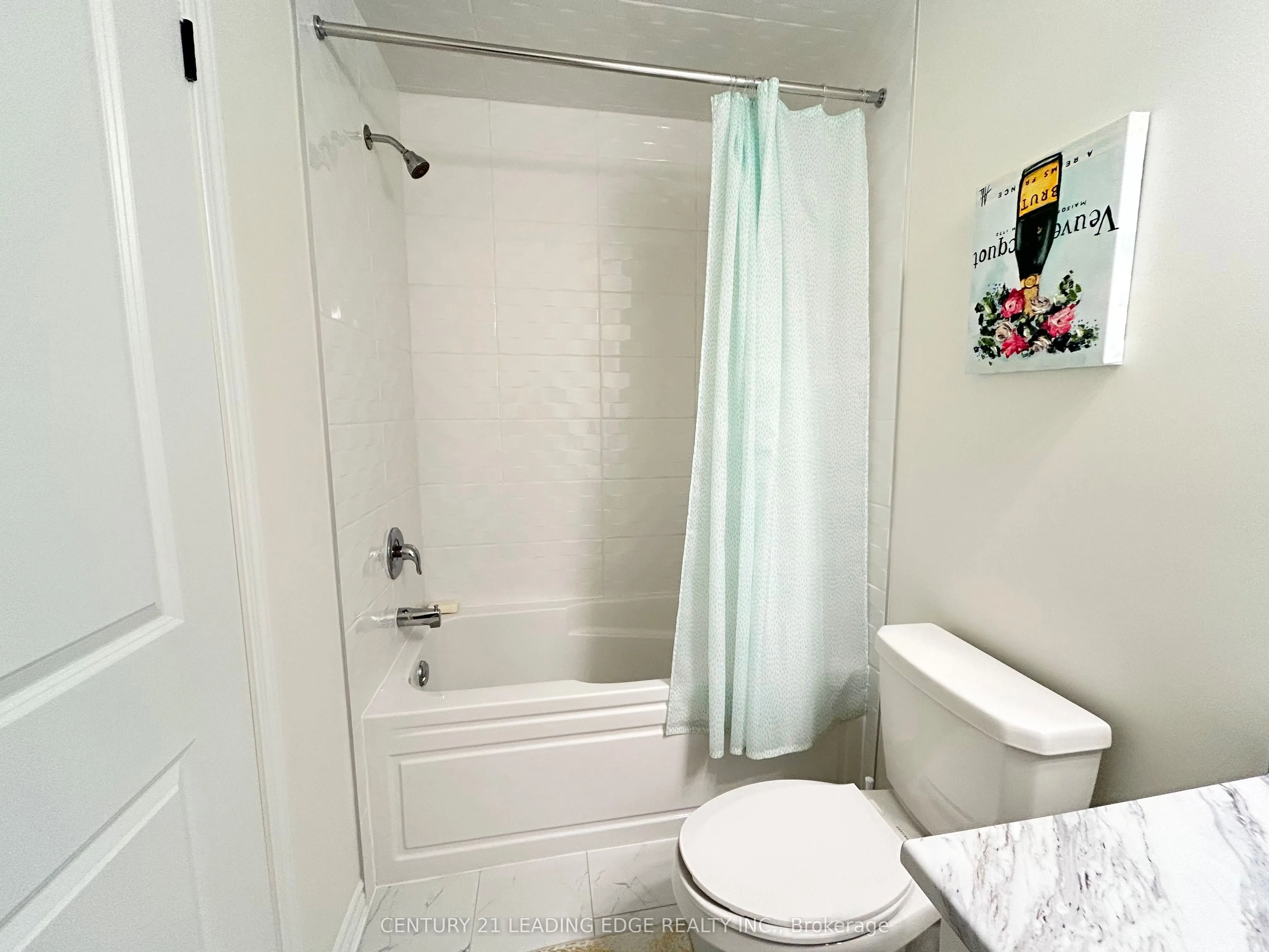 3378 Swordbill Street