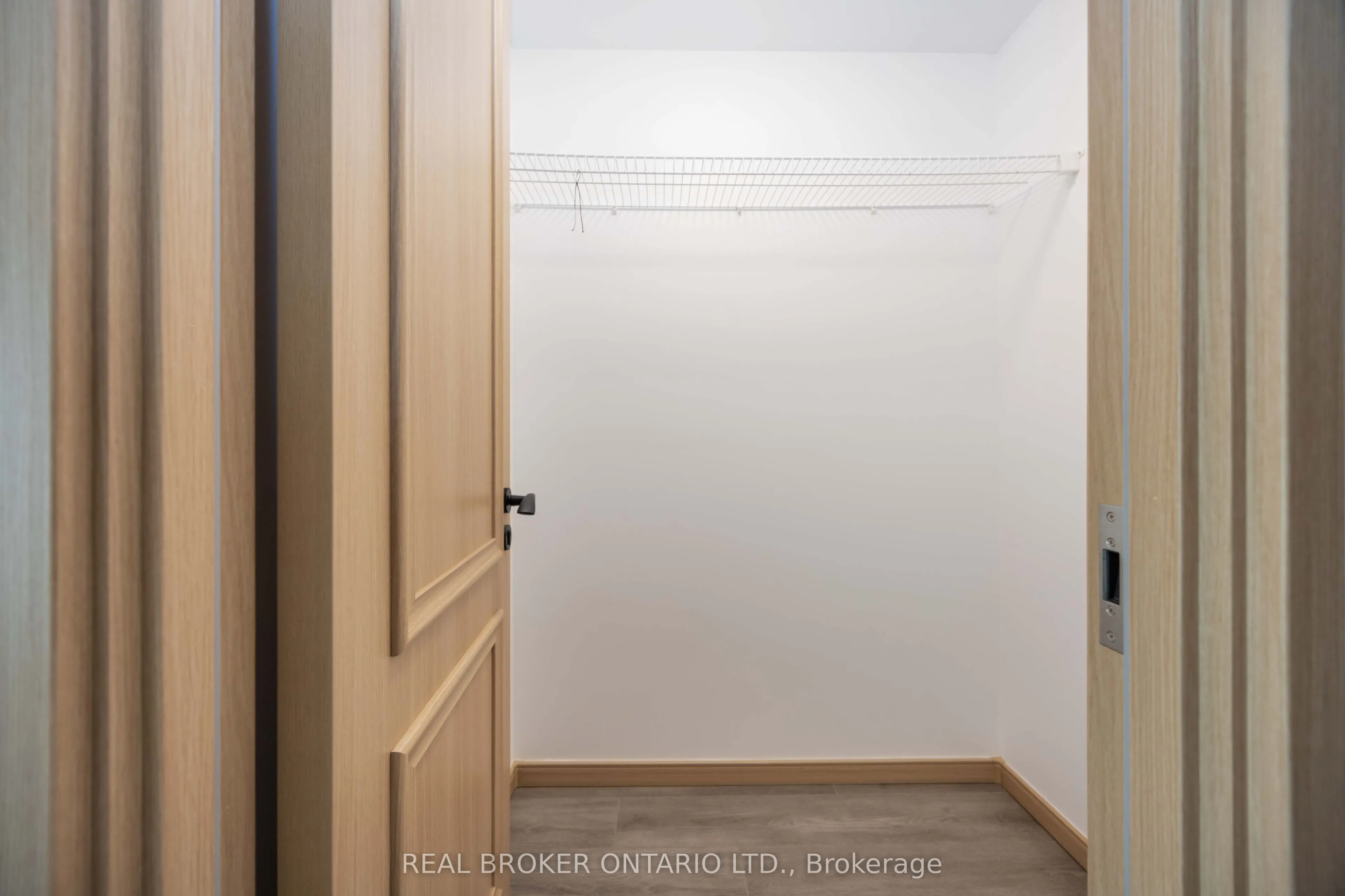 200 Chester Le Boulevard, #D205