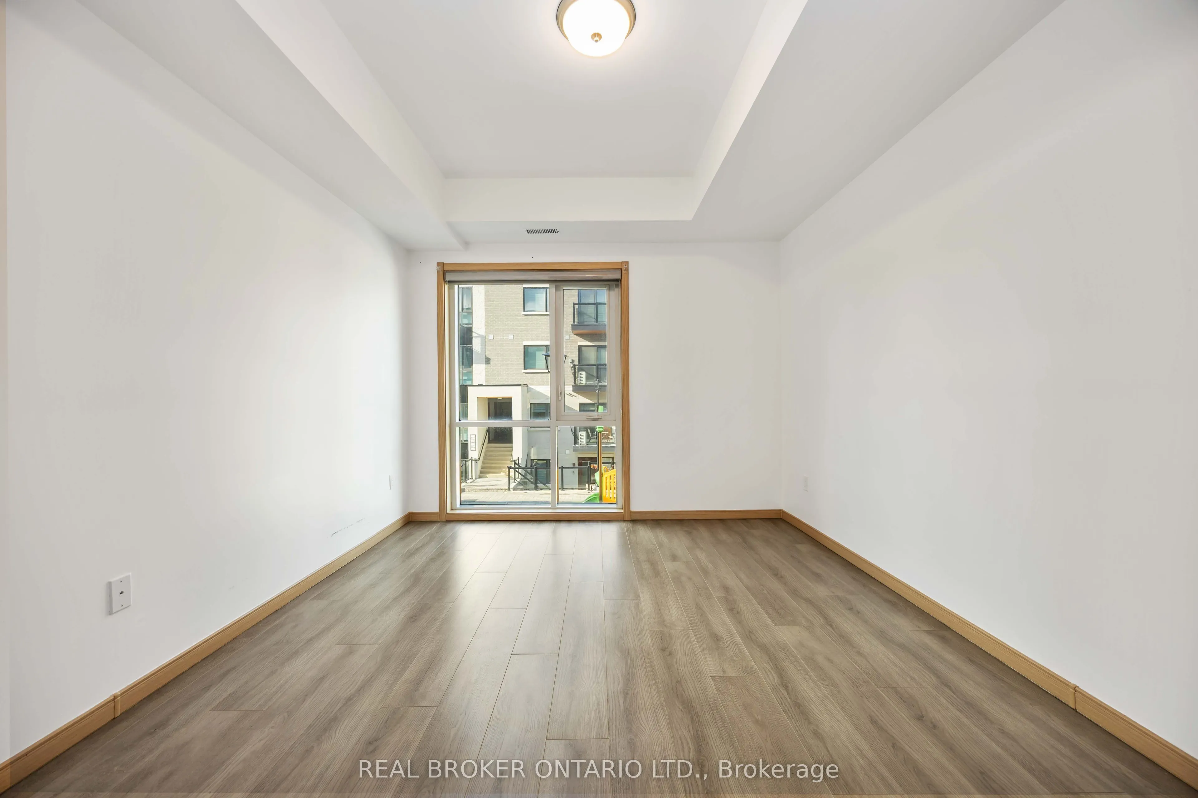 200 Chester Le Boulevard, #D205