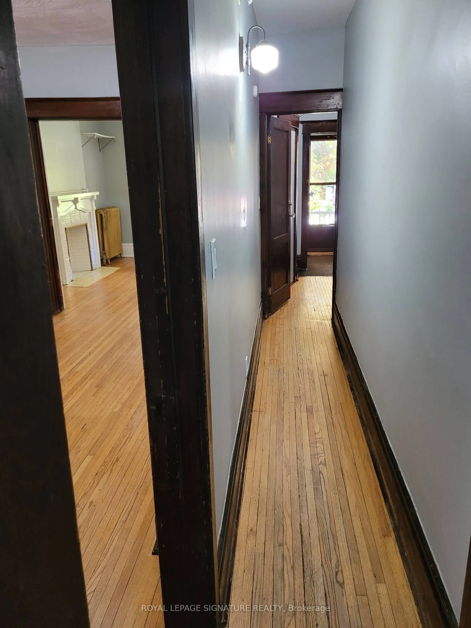 20 Scarborough Road, #Main Floor