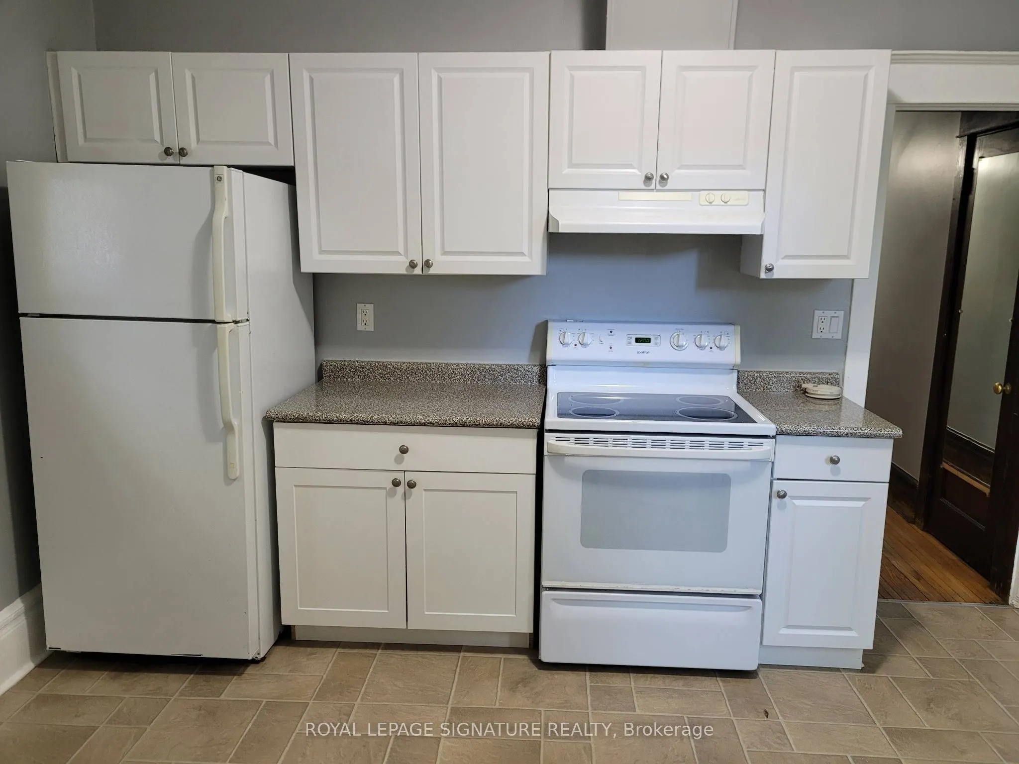 20 Scarborough Road, #Main Floor