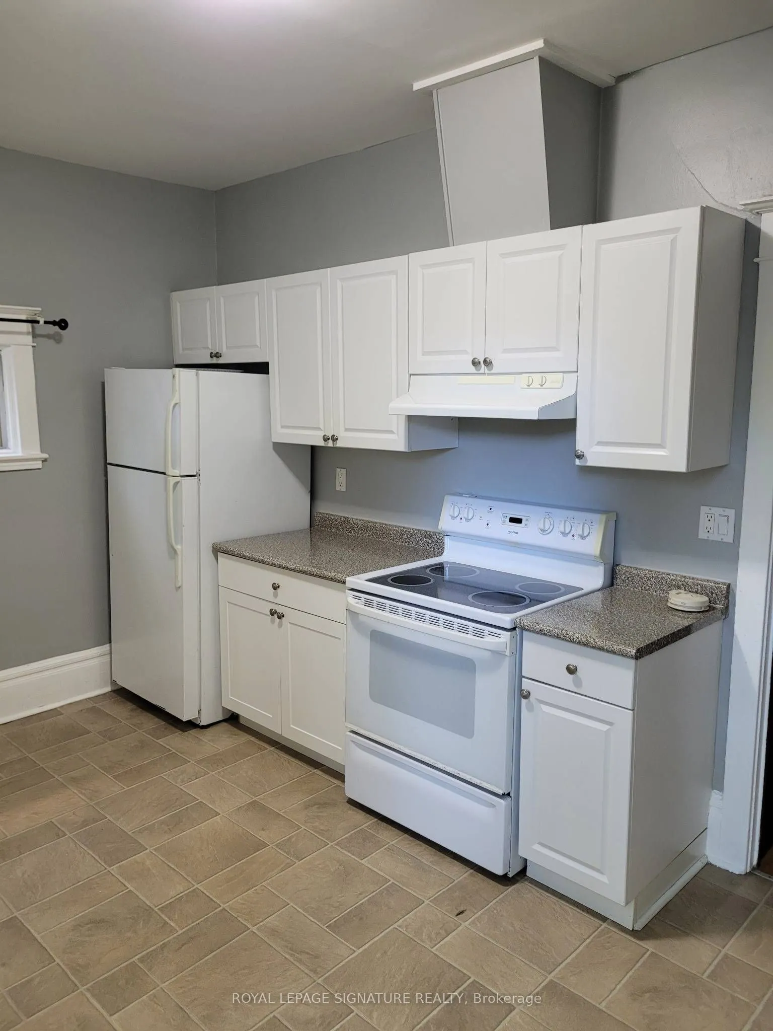 20 Scarborough Road, #Main Floor