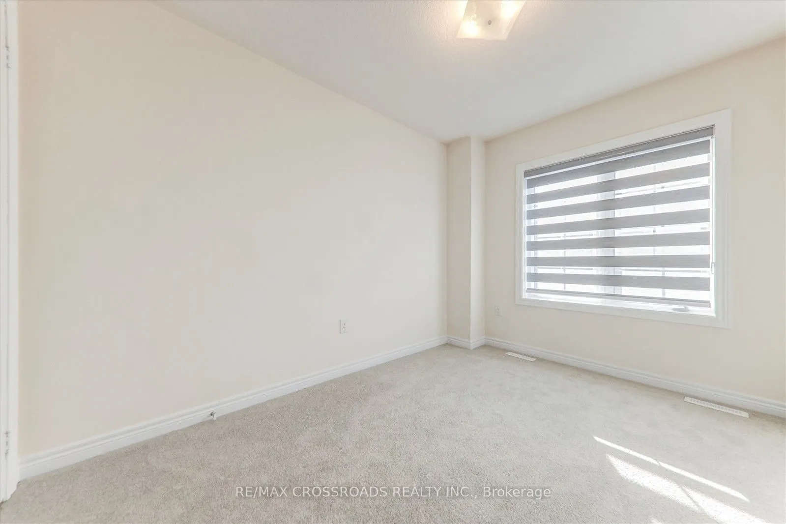 2077 Horace Duncan Crescent