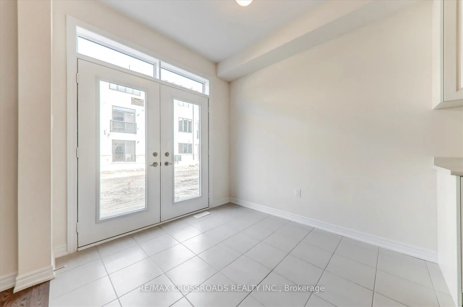 2077 Horace Duncan Crescent