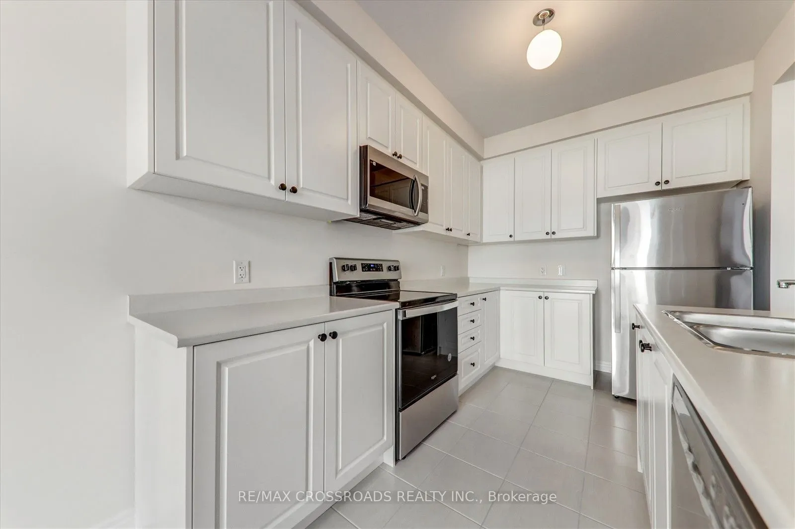 2077 Horace Duncan Crescent