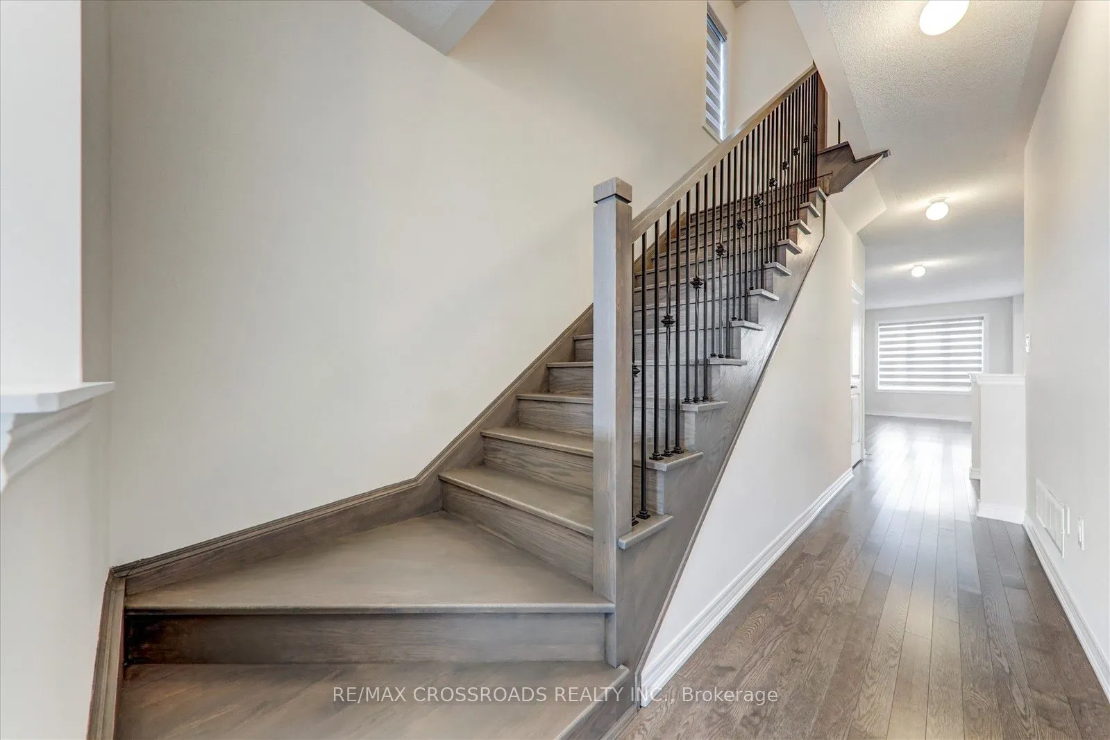 2077 Horace Duncan Crescent