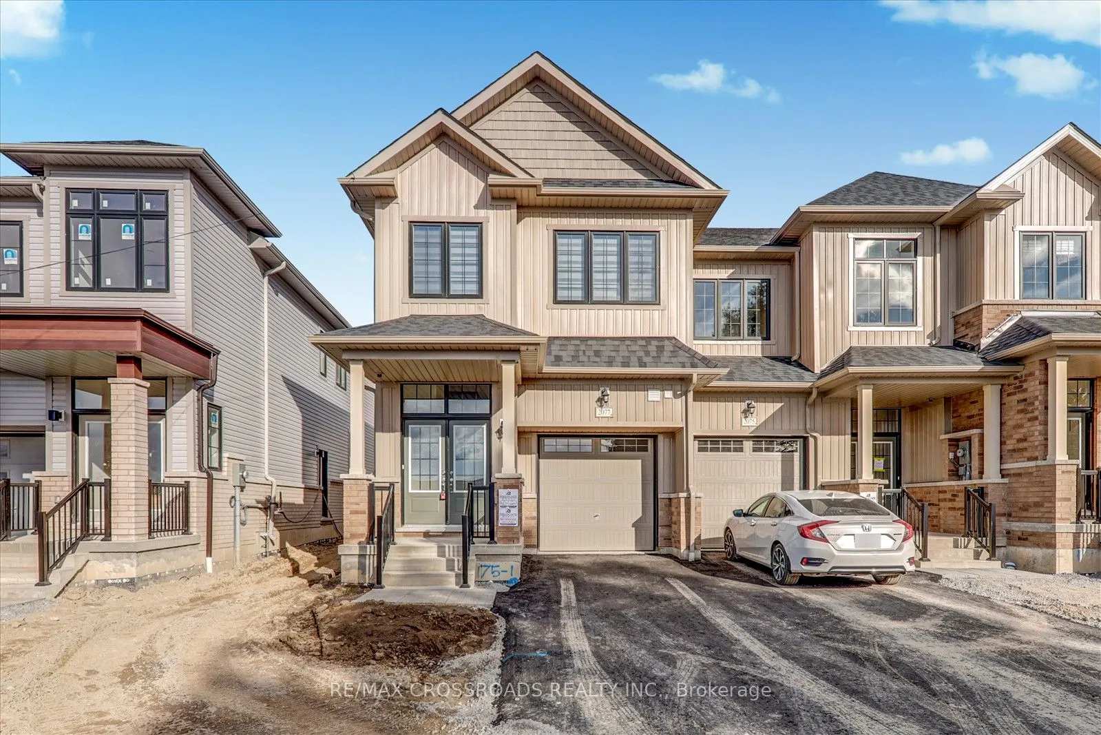 2077 Horace Duncan Crescent