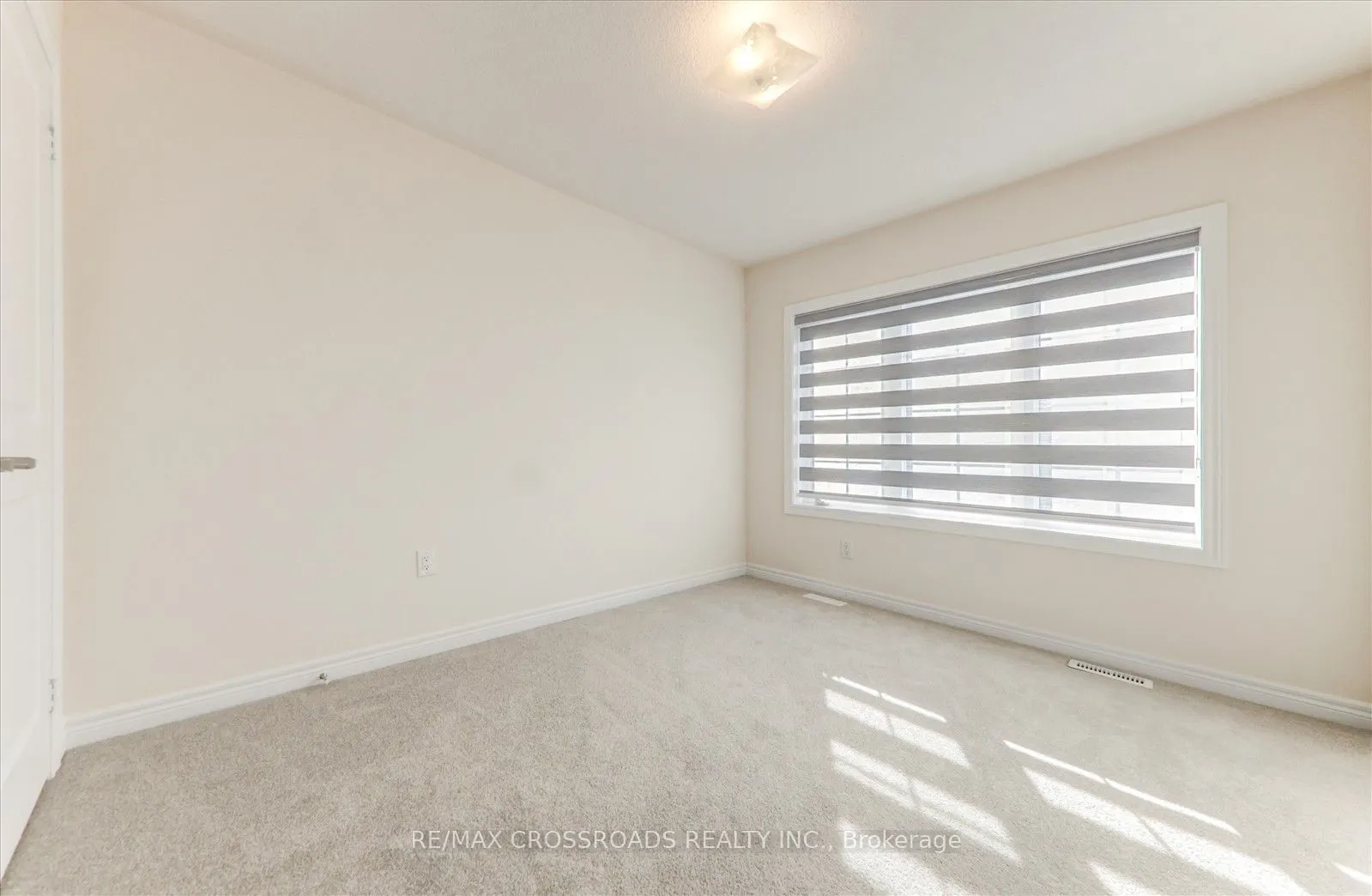 2077 Horace Duncan Crescent