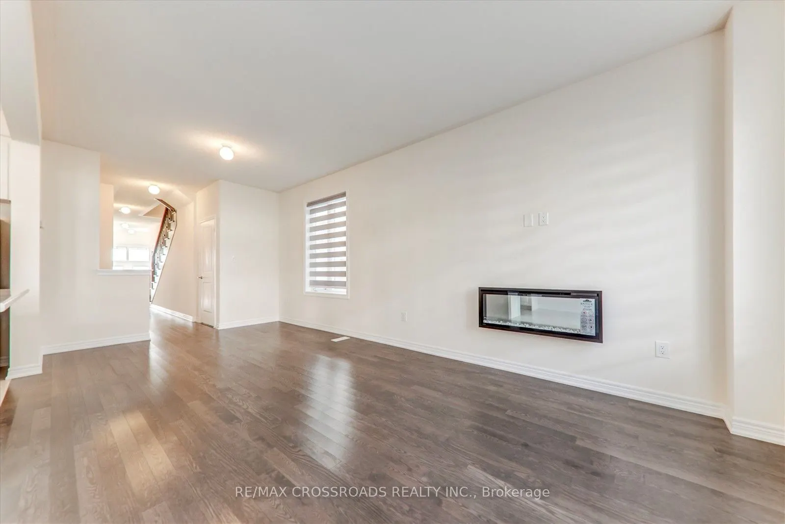 2077 Horace Duncan Crescent