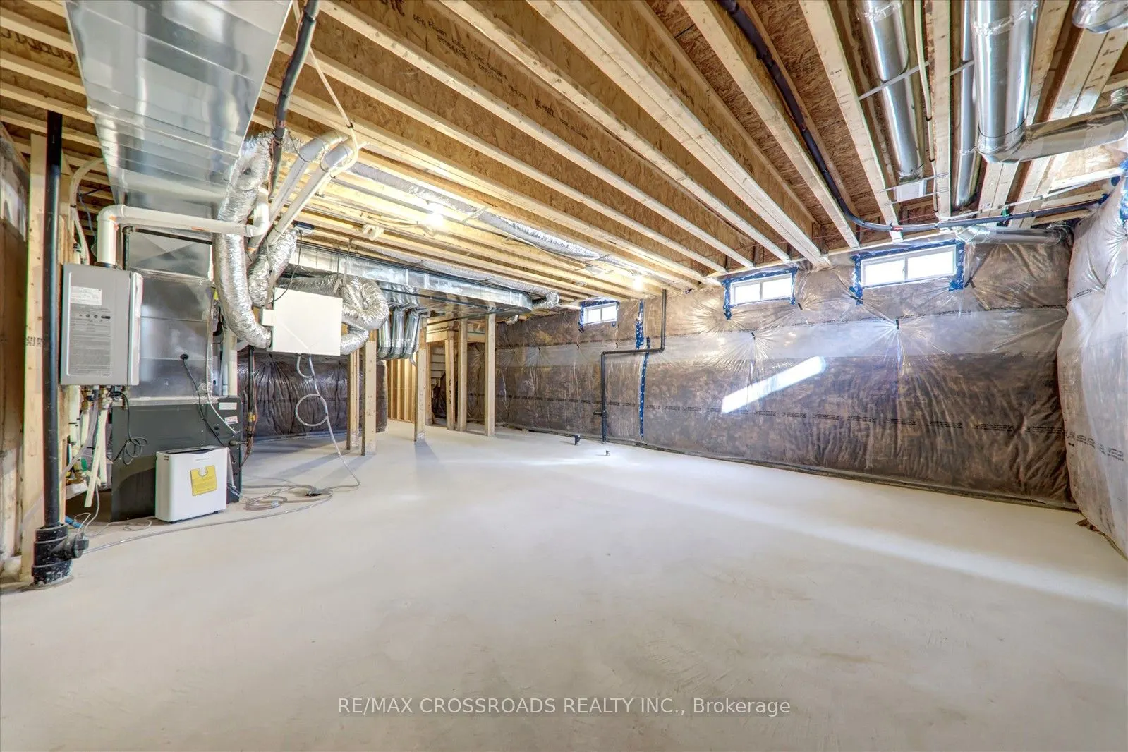 2077 Horace Duncan Crescent