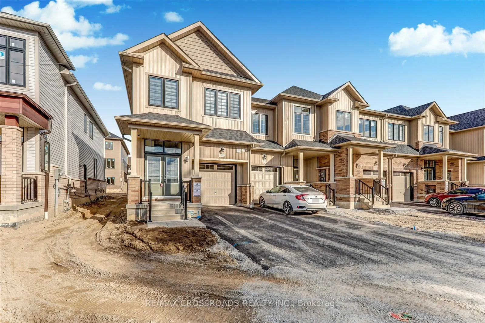 2077 Horace Duncan Crescent