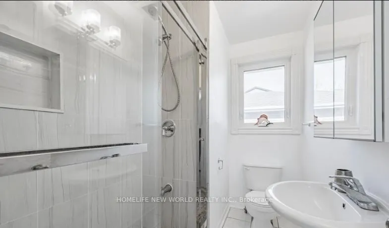 2746 Midland Avenue, #Main