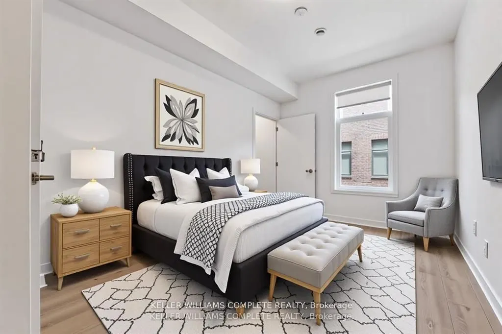 1740 Simcoe Street N, #40