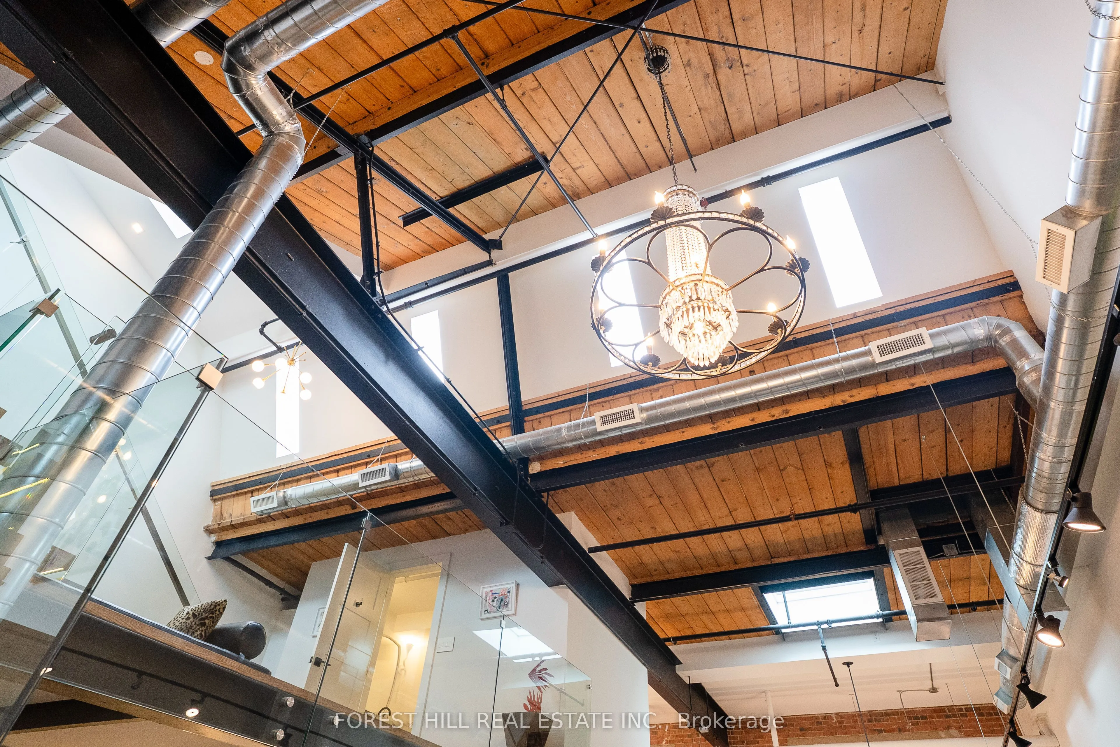 326 Carlaw Avenue, #123