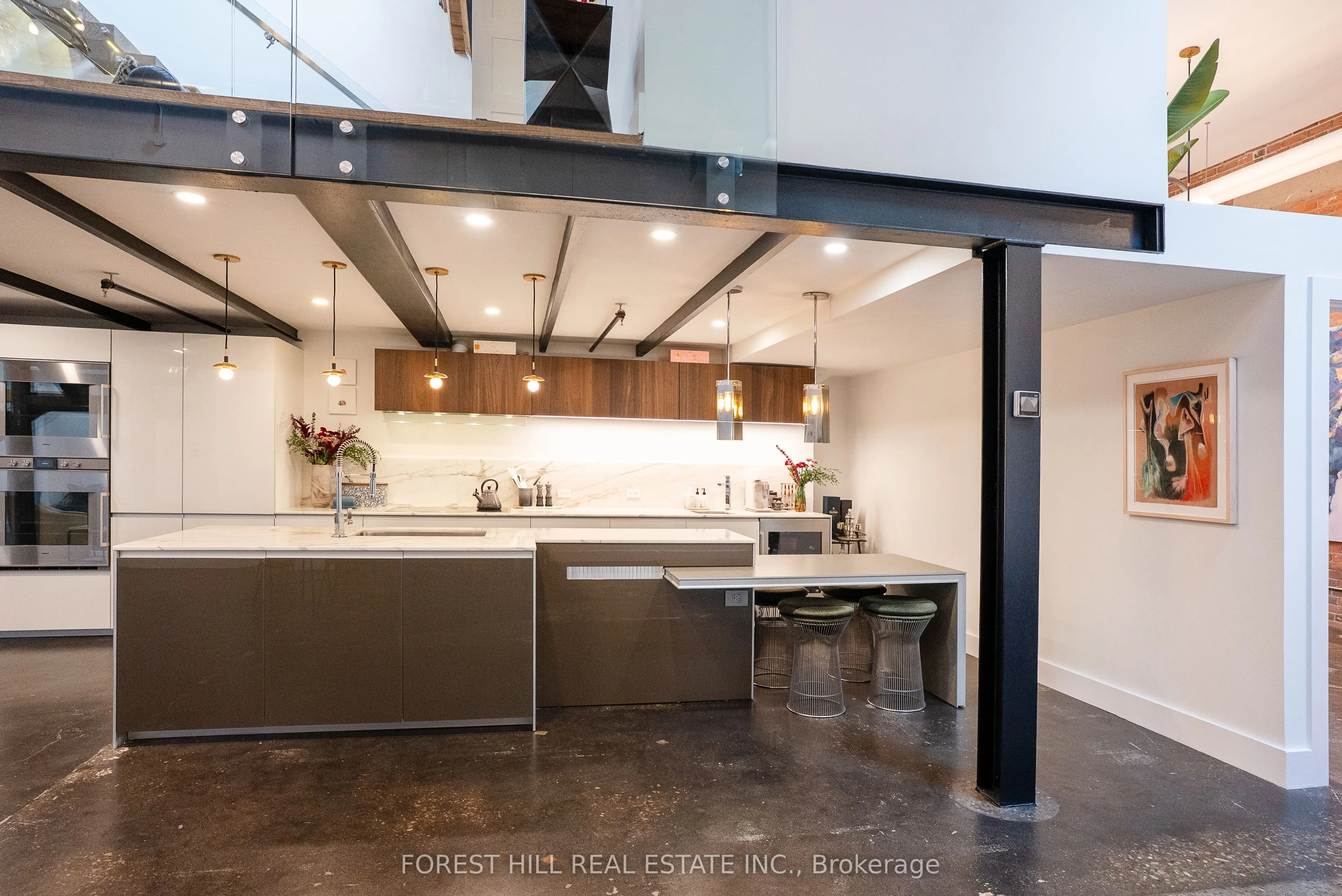 326 Carlaw Avenue, #123