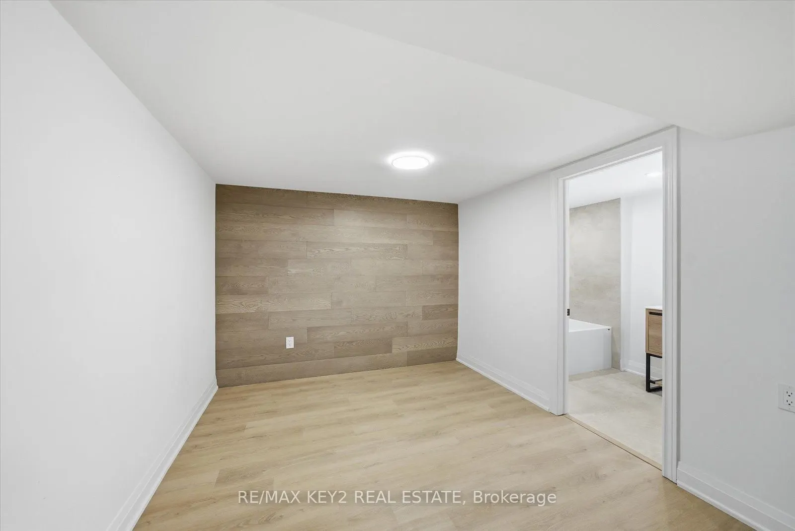 73 Glen Springs Drive