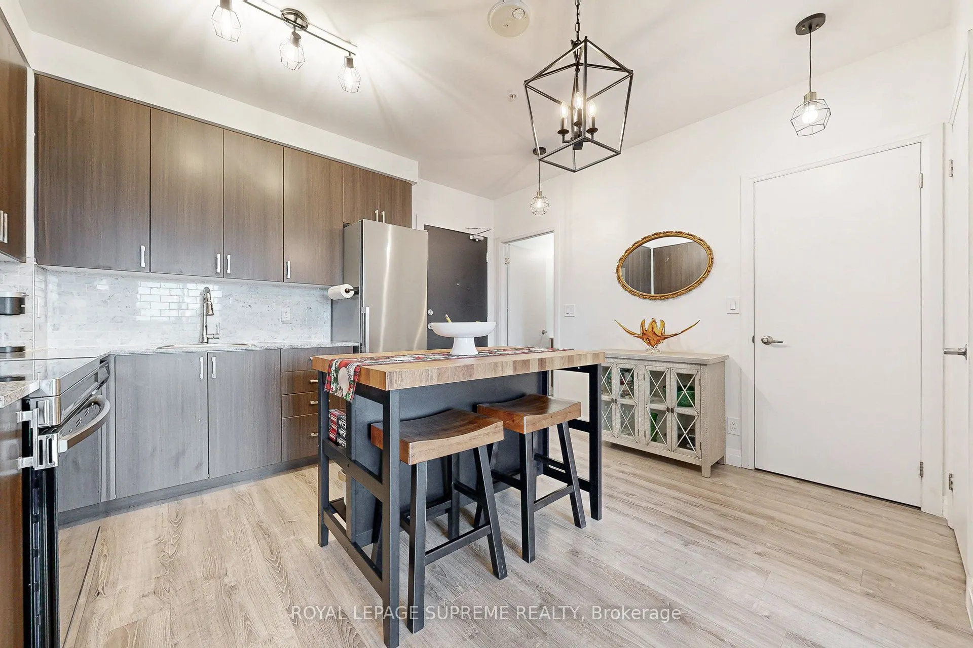 22 East Haven Drive, #606