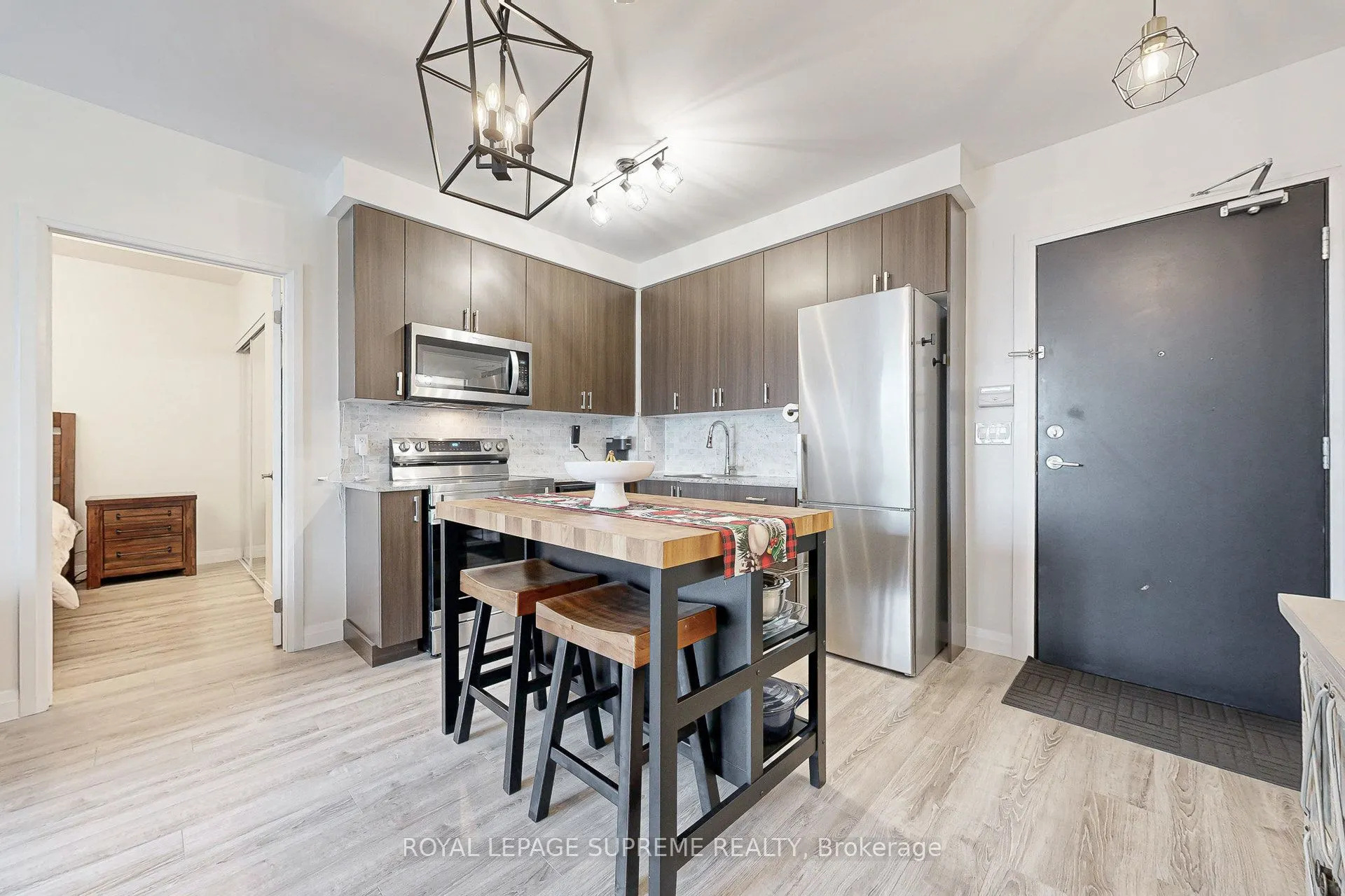 22 East Haven Drive, #606