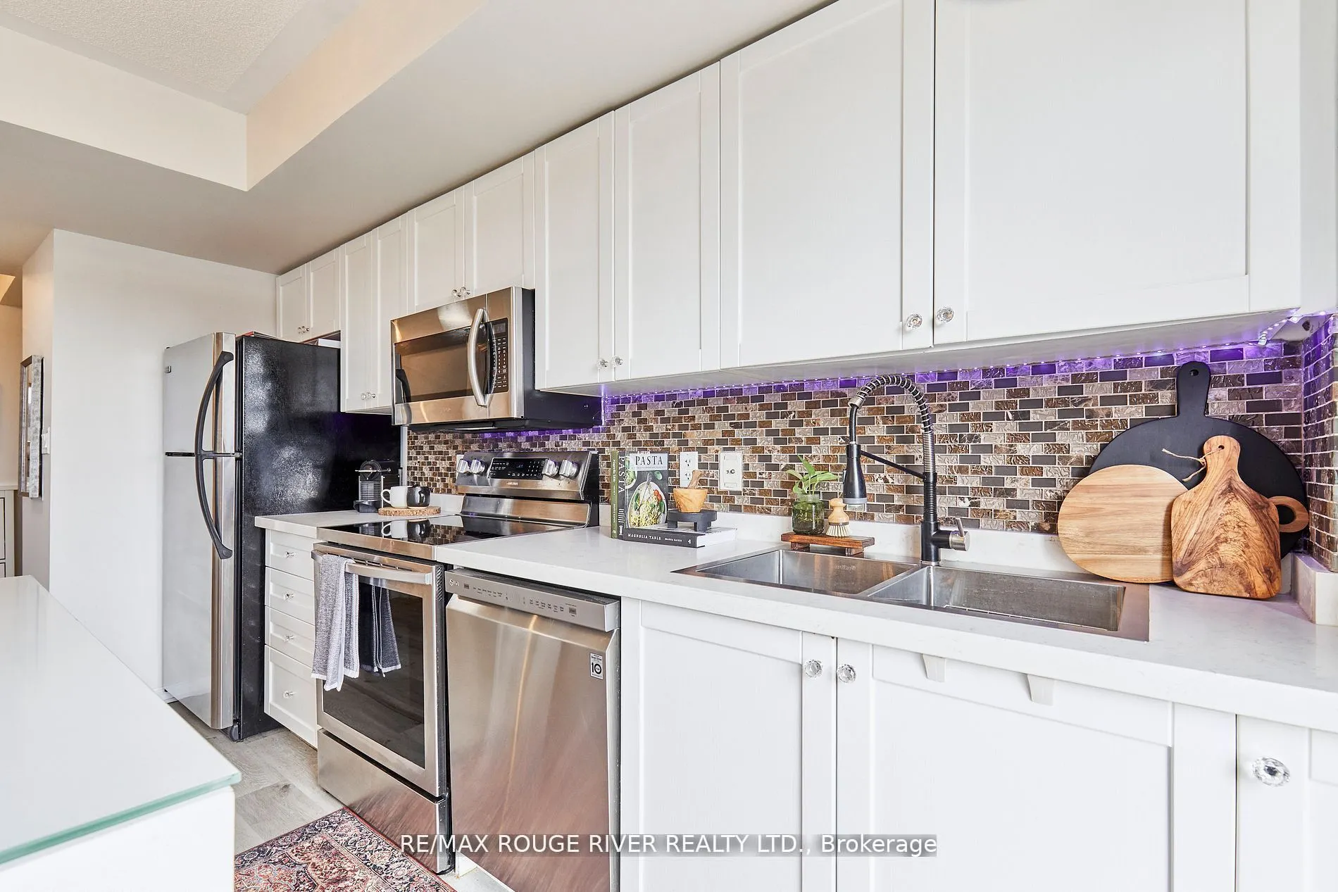 25 Strangford Lane, #312