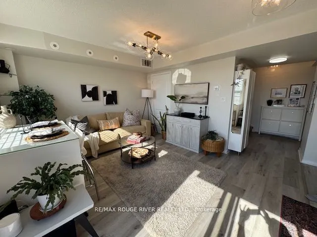 25 Strangford Lane, #312