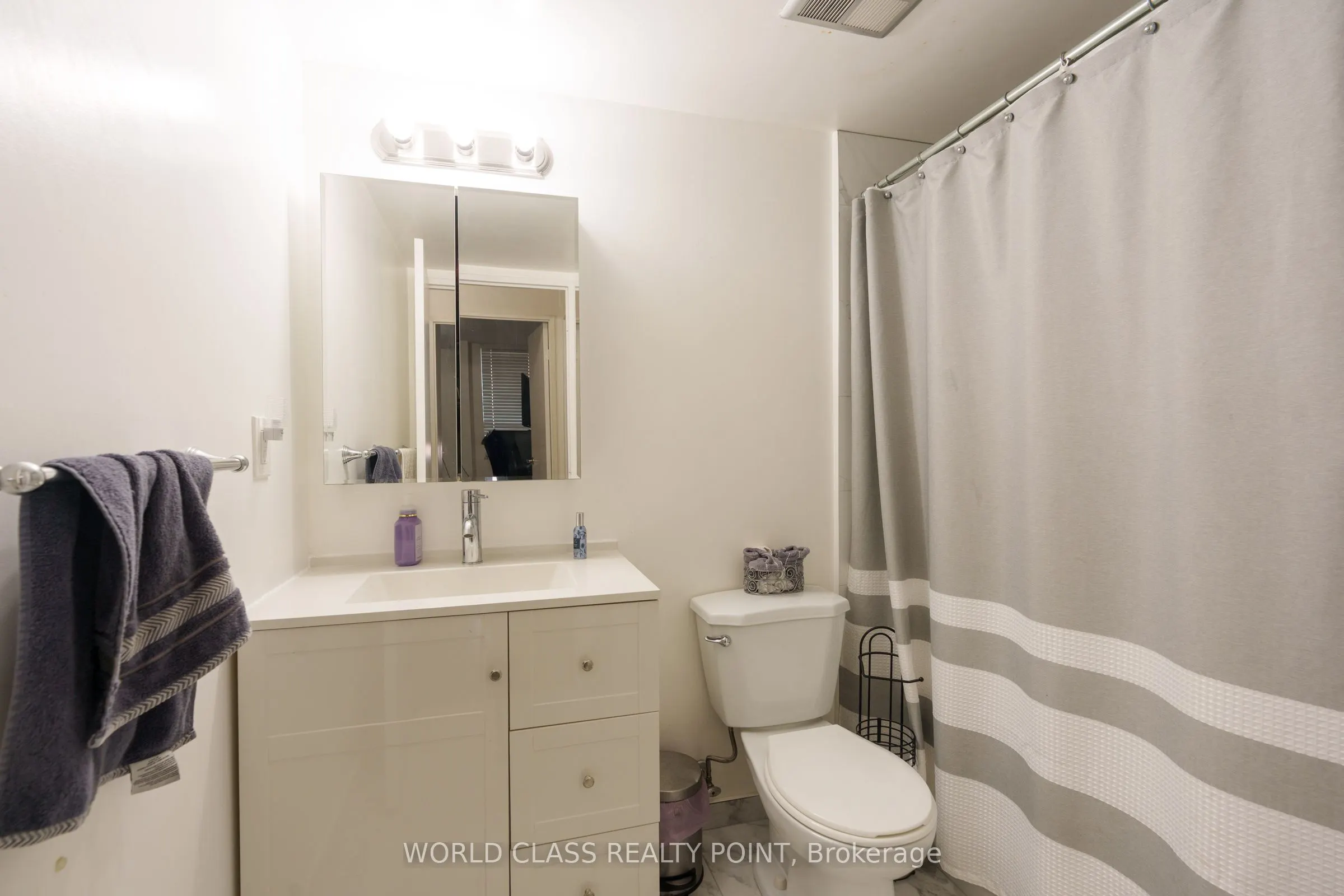 121 Ling Road, #1406