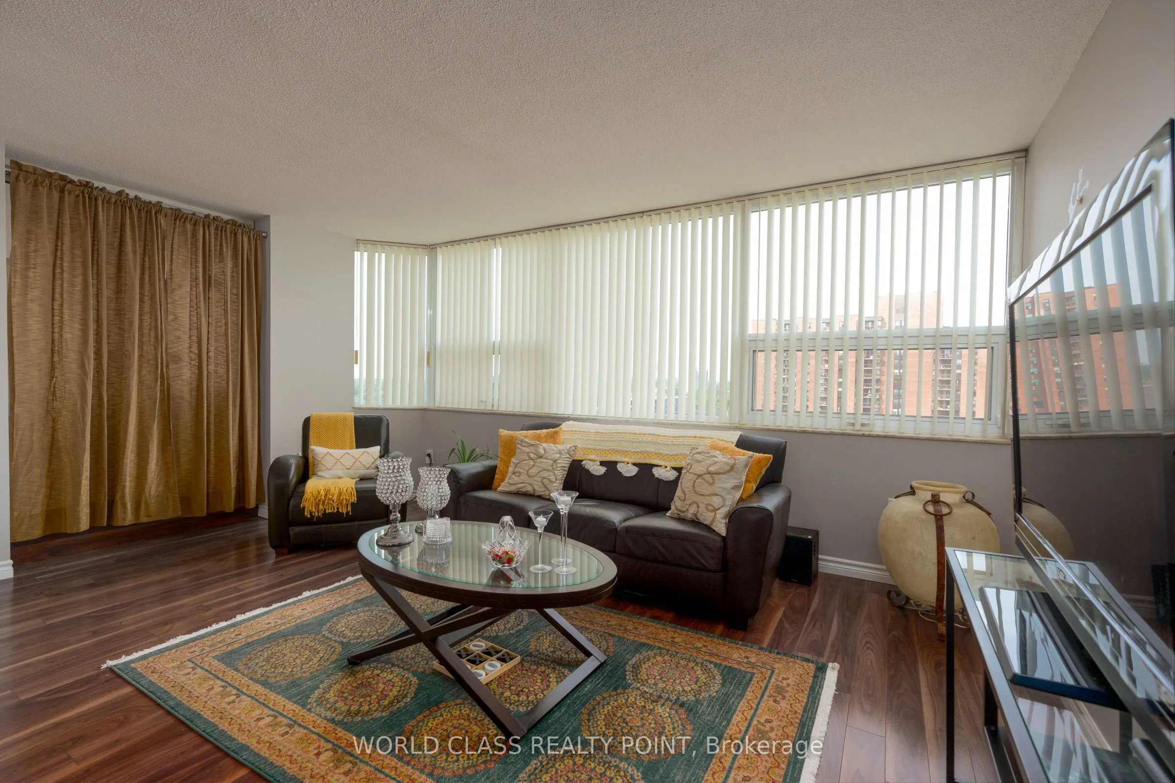 121 Ling Road, #1406