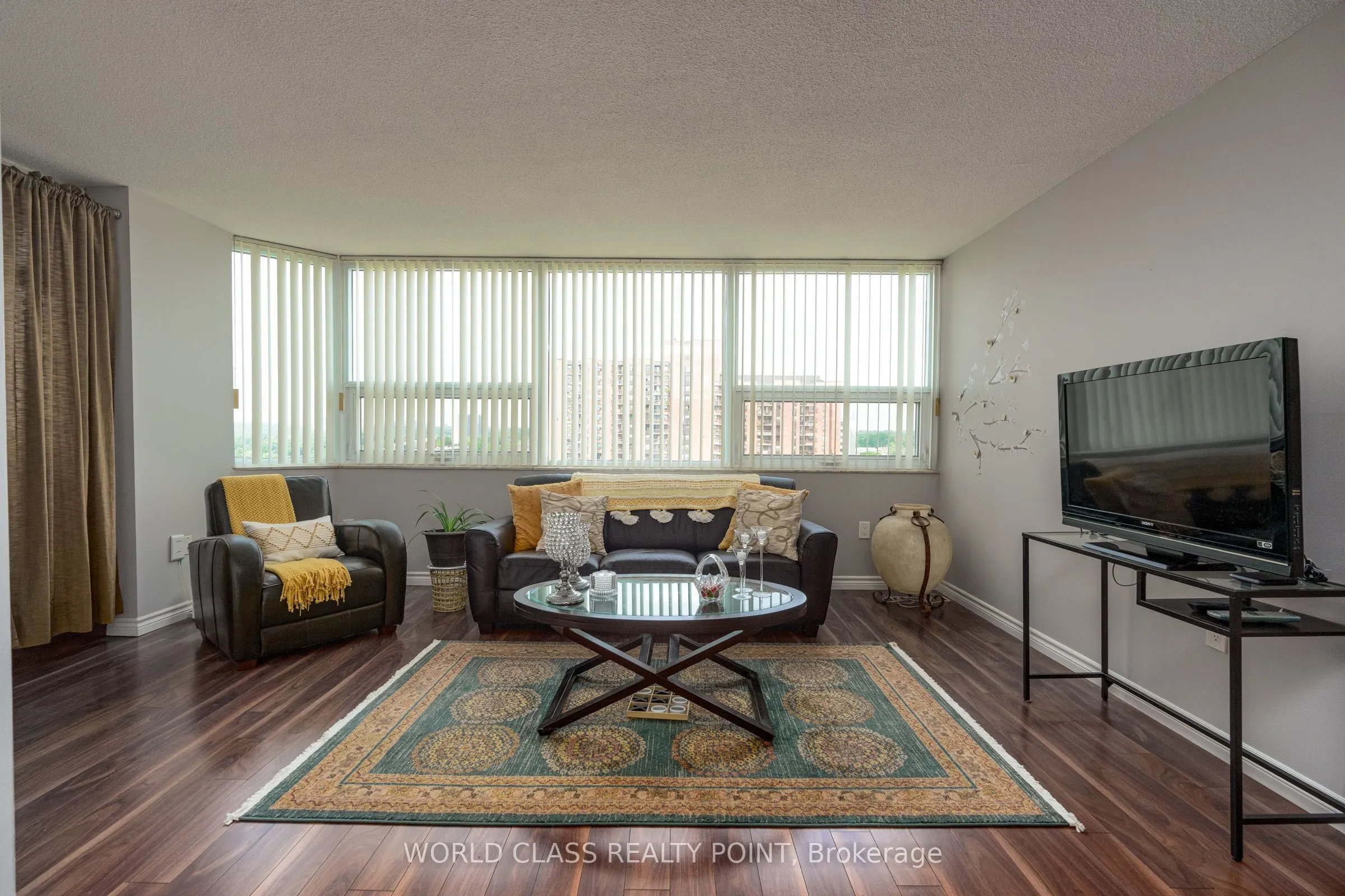 121 Ling Road, #1406