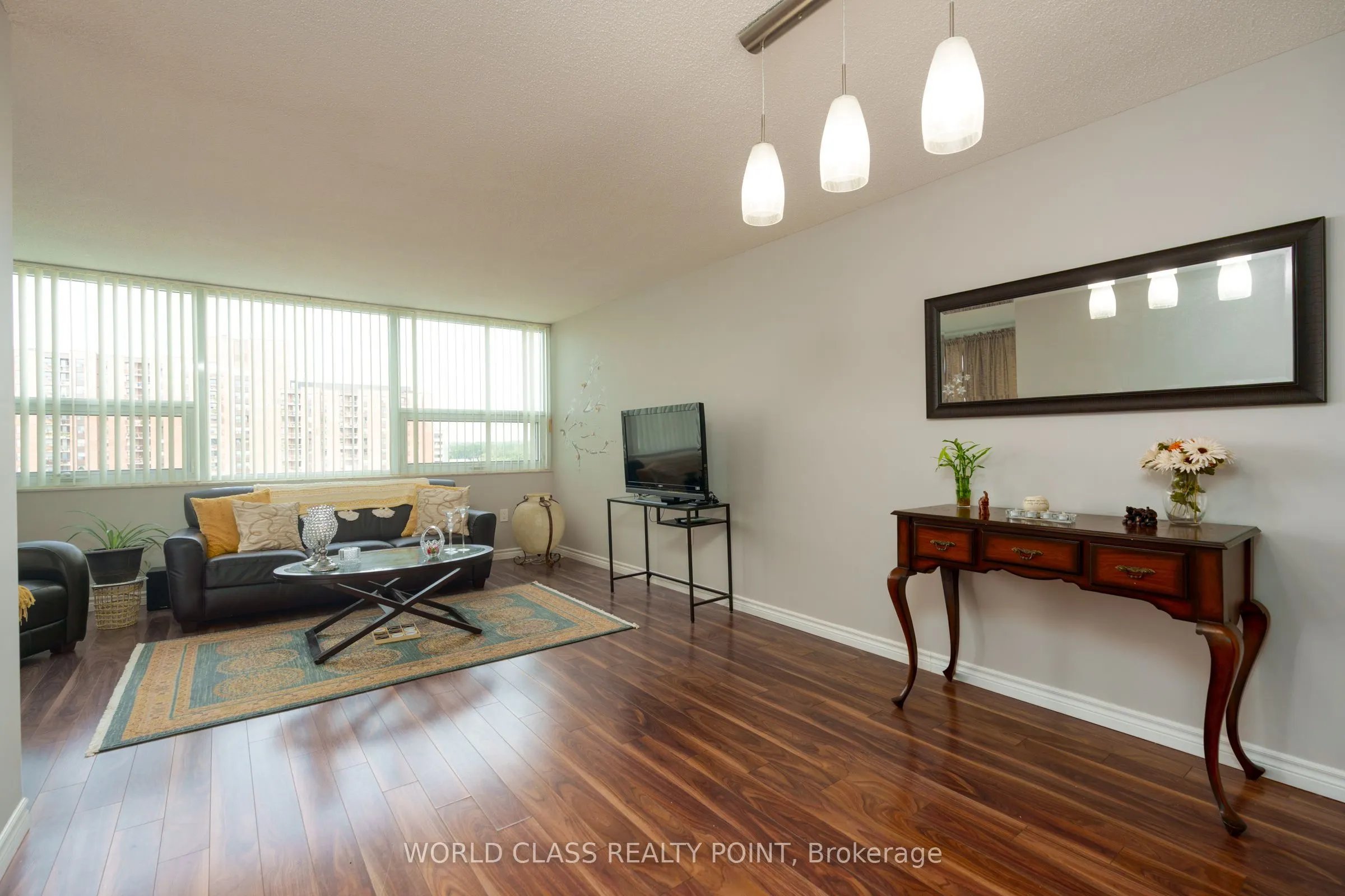 121 Ling Road, #1406