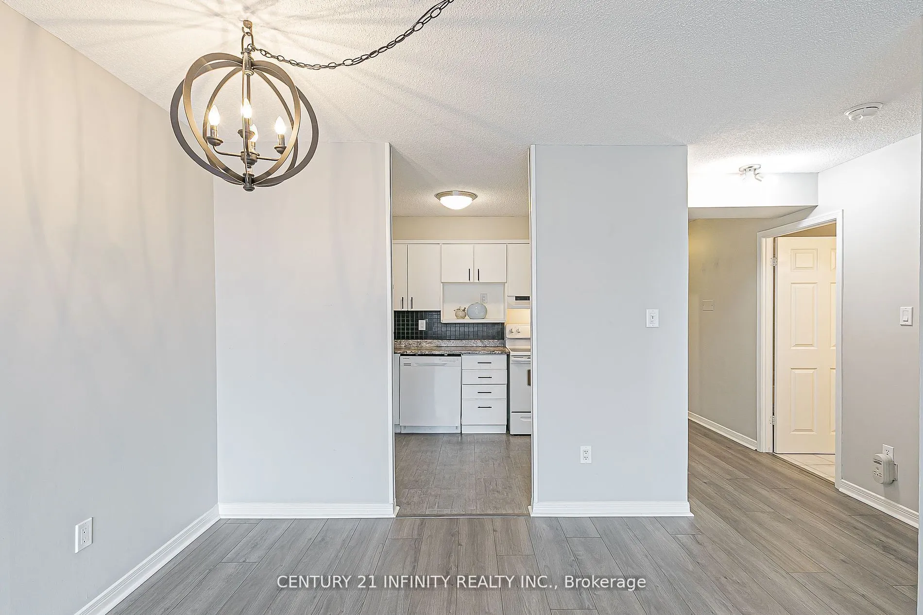 80 Athol Street E, #306