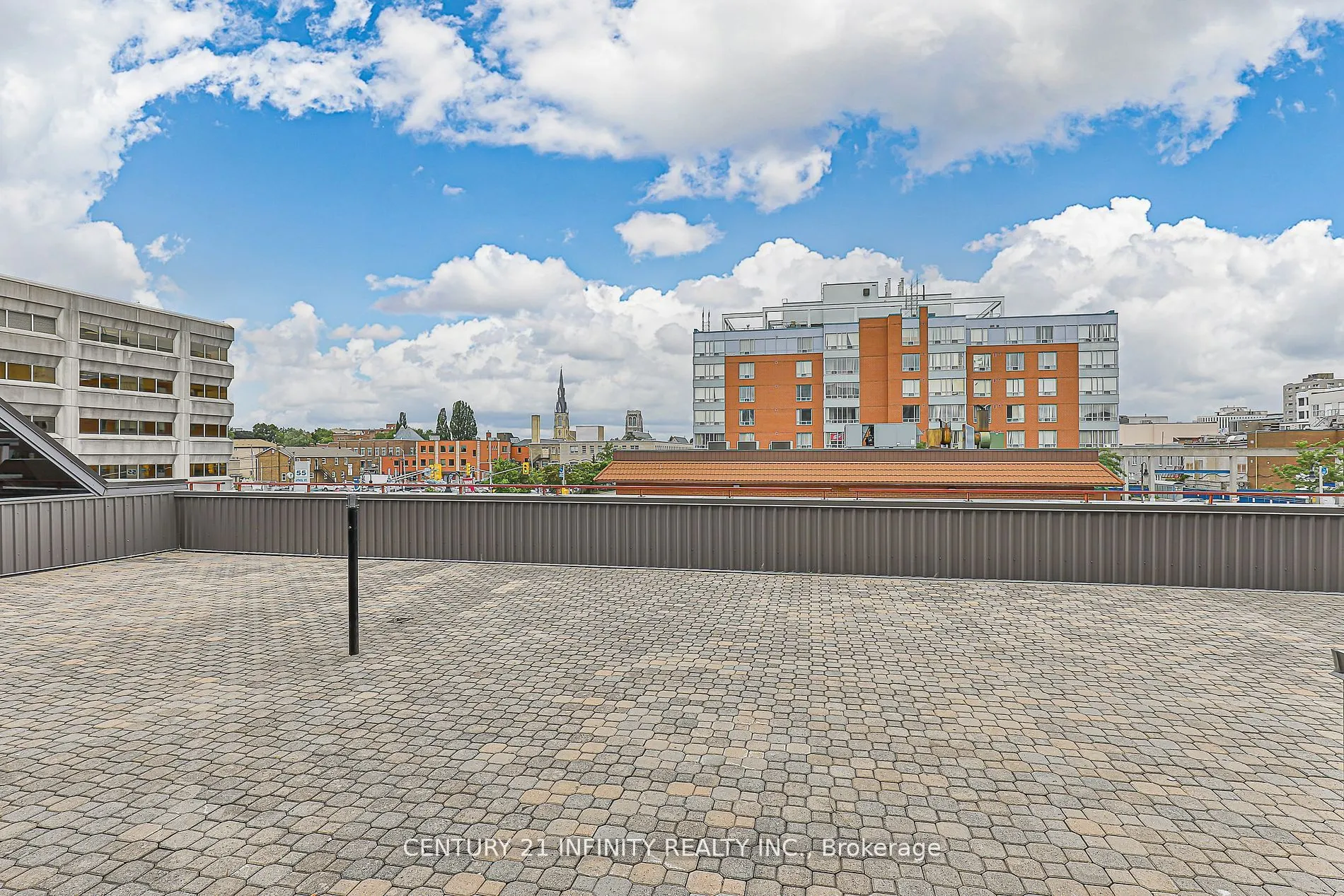 80 Athol Street E, #306