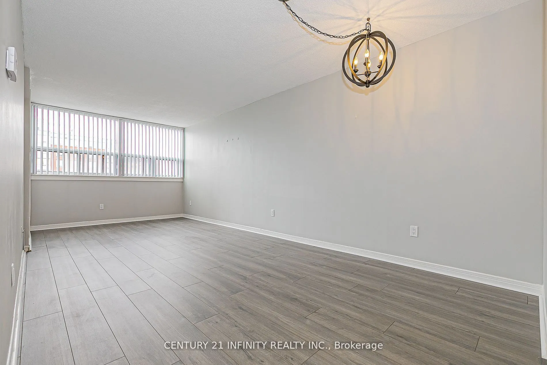 80 Athol Street E, #306